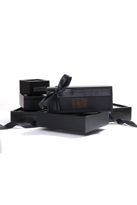 Shop Cosa Nostraa Grey Sunflower Glitter Buttons - Set Of 5 Online at Aza Fashions Shop_Cosa Nostraa_Grey Sunflower Glitter Buttons - Set Of 5 _Online_at_Aza_Fashions