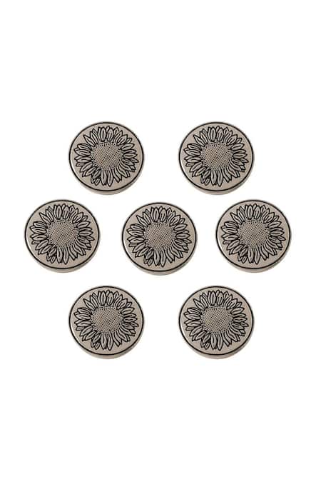 Cosa Nostraa_Grey Cut Work Sunflower Glitter Buttons - Set Of 7 _Online_at_Aza_Fashions
