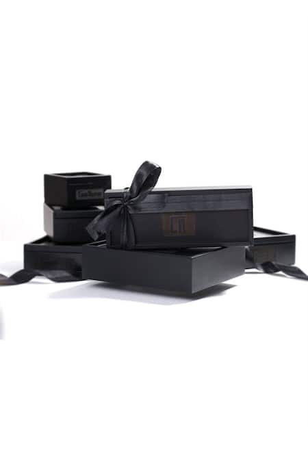 Shop Cosa Nostraa Grey Elite Crown Carved Buttons - Set Of 5 Online at Aza Fashions Shop_Cosa Nostraa_Grey Elite Crown Carved Buttons - Set Of 5 _Online_at_Aza_Fashions