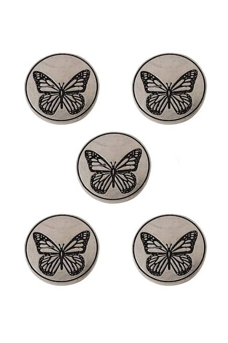 Cosa Nostraa_Grey Dainty Butterfly Carved Buttons - Set Of 5 _Online_at_Aza_Fashions