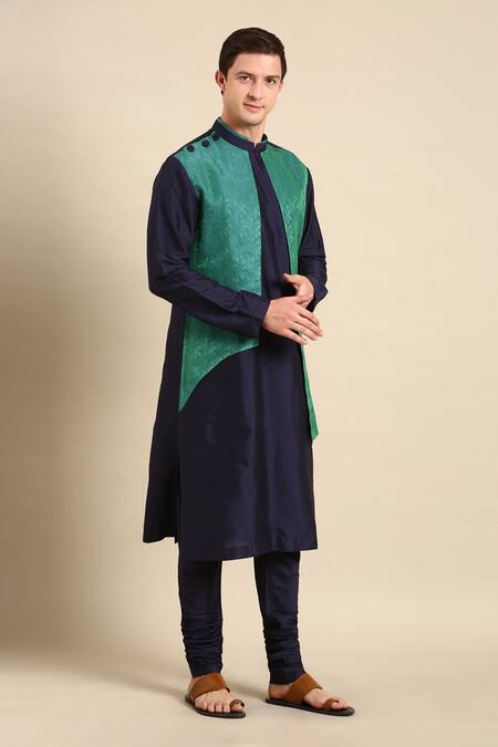 Mayank Modi - Men Green Silk, Jacquard Embroidery Floral Woven Kurta Set at Aza Fashions Mayank Modi - Men_Green Silk, Jacquard Embroidery Floral Woven Kurta Set _at_Aza_Fashions