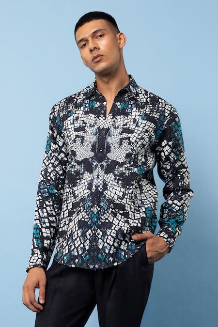Rohit Gandhi + Rahul Khanna_Blue Linen Abstract Chequered Print Shirt _Online_at_Aza_Fashions