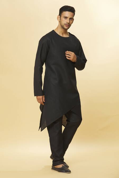 Aham-Vayam_Black Cotton Tatvam Mihara Solid Kurta And Pyjama Set _at_Aza_Fashions