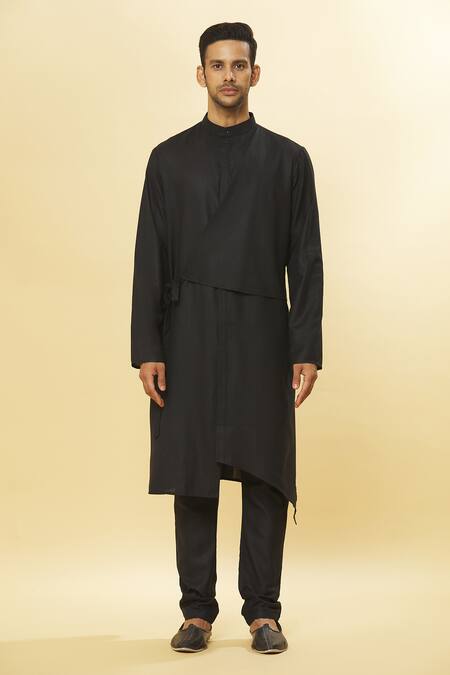 Buy_Aham-Vayam_Black Cotton Tatvam Ahimsa Solid Kurta And Pyjama Set _Online_at_Aza_Fashions