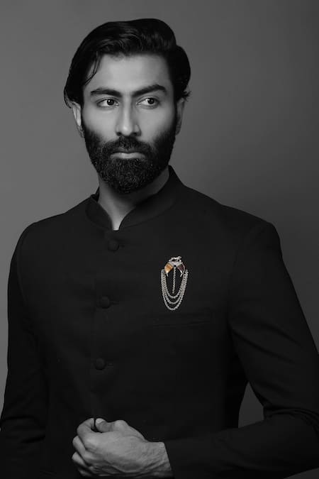 Buy Cosa Nostraa Gold The Lion Claw Carved Brooch And Cufflinks Gift Set Online at Aza Fashions Buy_Cosa Nostraa_Gold The Lion Claw Carved Brooch And Cufflinks Gift Set _Online_at_Aza_Fashions