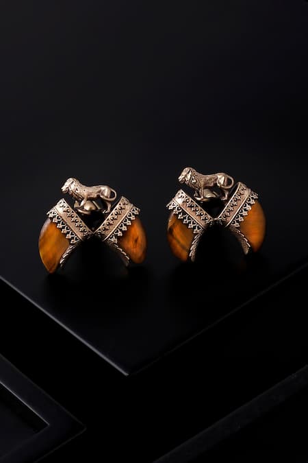 Shop Cosa Nostraa Gold The Lion Claw Carved Brooch And Cufflinks Gift Set Shop_Cosa Nostraa_Gold The Lion Claw Carved Brooch And Cufflinks Gift Set