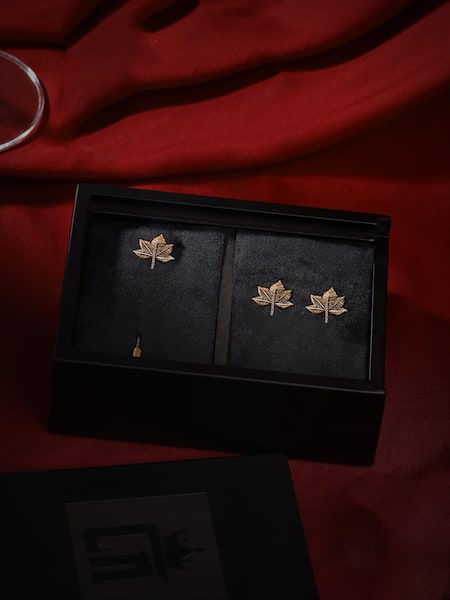 Shop Cosa Nostraa Gold Rhinestones Maple Leaf Carved Cufflinks And Lapel Pin Gift Set Shop_Cosa Nostraa_Gold Rhinestones Maple Leaf Carved Cufflinks And Lapel Pin Gift Set
