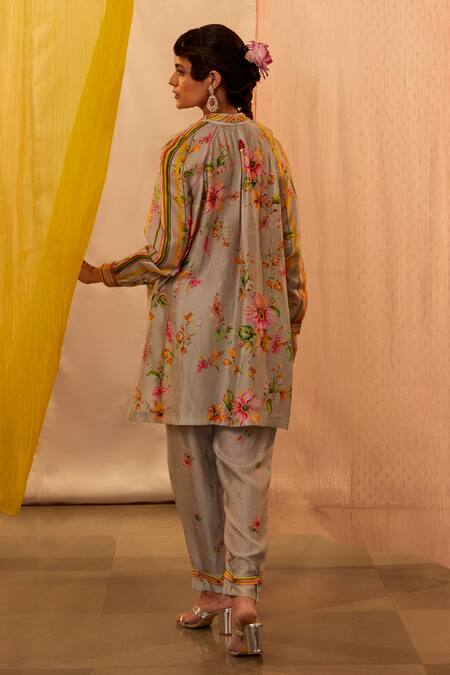 Shop Shraddha Rambhia Grey Silk Mandarin Collar Floral Print Top And Pant Set at Aza Fashions Shop_Shraddha Rambhia_Grey Silk Mandarin Collar Floral Print Top And Pant Set_at_Aza_Fashions