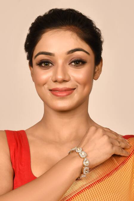 Shop Auraa Trends Gold Plated Crystals Kundan Teardrop Motif Bracelet Online at Aza Fashions Shop_Auraa Trends_Gold Plated Crystals Kundan Teardrop Motif Bracelet _Online_at_Aza_Fashions