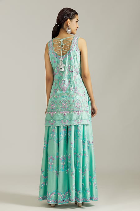 Priyaa Thread Floral Embroidered Kurta Sharara Set 