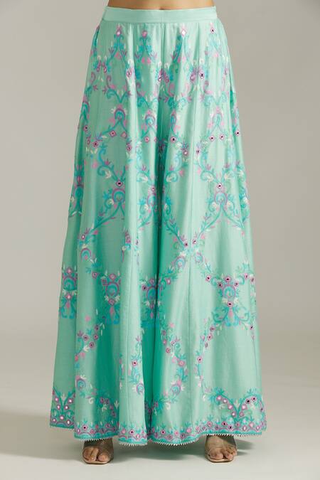 Priyaa_Green Chanderi Silk, Net Embroidery, Mirrors Thread Floral Kurta Sharara Set _at_Aza_Fashions