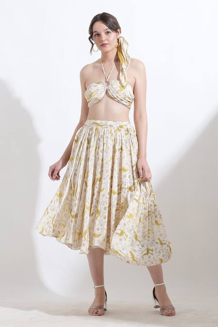 Kusmi_Cream Pearls Rooh Tote Bag_Online_at_Aza_Fashions