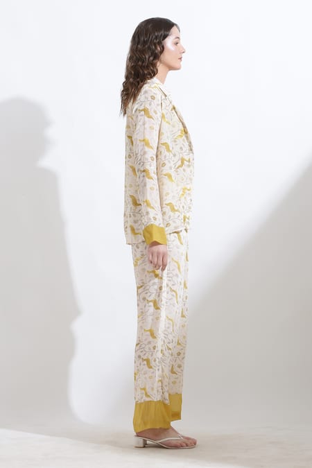 Buy_Kusmi_Beige Crepe Embroidery Collared Reindeer And Floral Print Shirt With Pant _Online_at_Aza_Fashions