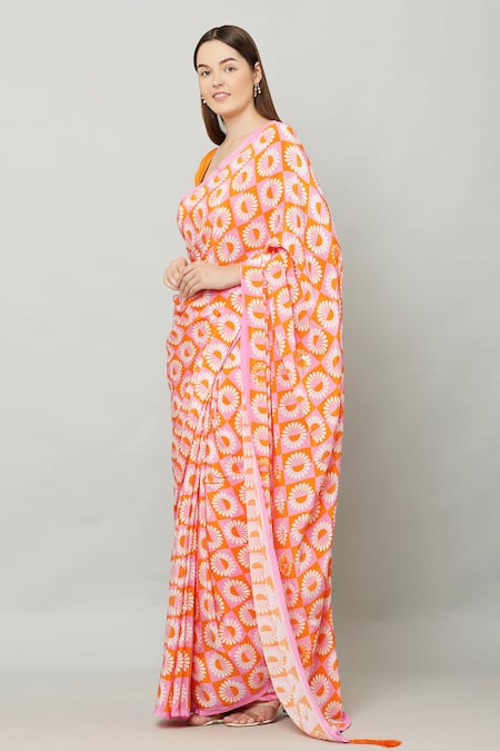 Buy_Kusmi_Orange Crepe Retro Daisy Print Saree With Unstitched Blouse Fabric _Online_at_Aza_Fashions