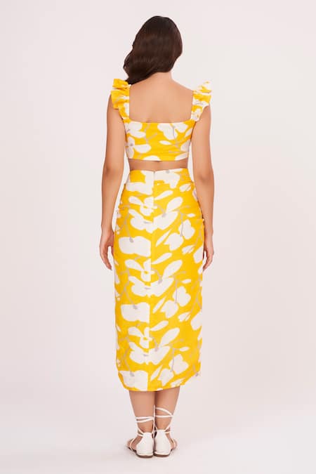 Shop House Of Varada Yellow Muslin Sweetheart Neck Abstract Printed Top And Skirt Set at Aza Fashions Shop_House Of Varada_Yellow Muslin Sweetheart Neck Abstract Printed Top And Skirt Set _at_Aza_Fashions