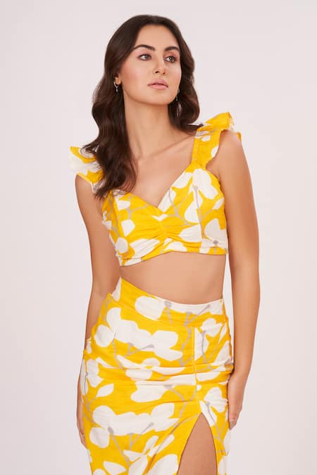 Buy House Of Varada Yellow Muslin Sweetheart Neck Abstract Printed Top And Skirt Set Online at Aza Fashions Buy_House Of Varada_Yellow Muslin Sweetheart Neck Abstract Printed Top And Skirt Set _Online_at_Aza_Fashions