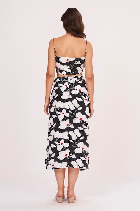 Shop House Of Varada Black Muslin Square Neck Abstract Printed Top And Skirt Set at Aza Fashions Shop_House Of Varada_Black Muslin Square Neck Abstract Printed Top And Skirt Set _at_Aza_Fashions