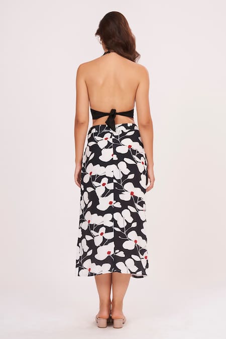 Shop House Of Varada Black Muslin Halter Neck Abstract Print Skirt Set at Aza Fashions Shop_House Of Varada_Black Muslin Halter Neck Abstract Print Skirt Set _at_Aza_Fashions