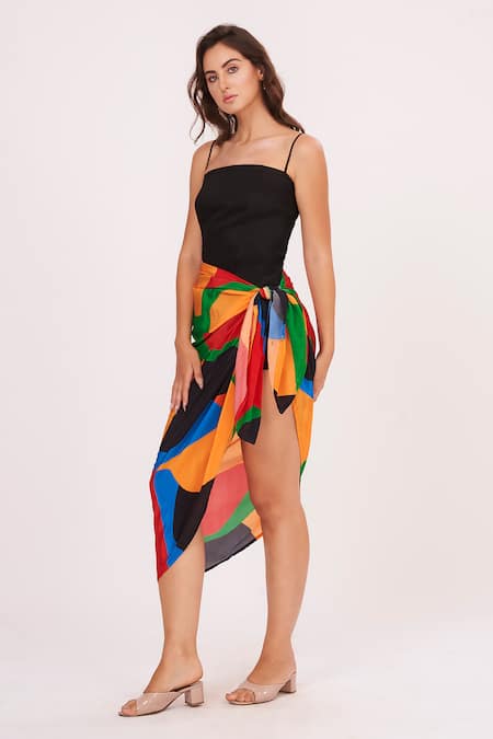 Buy_House Of Varada_Black Crepe Square Neck Dress With Abstract Printed Sarong _Online_at_Aza_Fashions