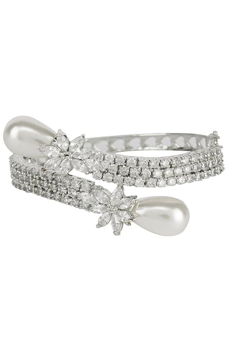 Auraa Trends Stone Studded Bracelet 