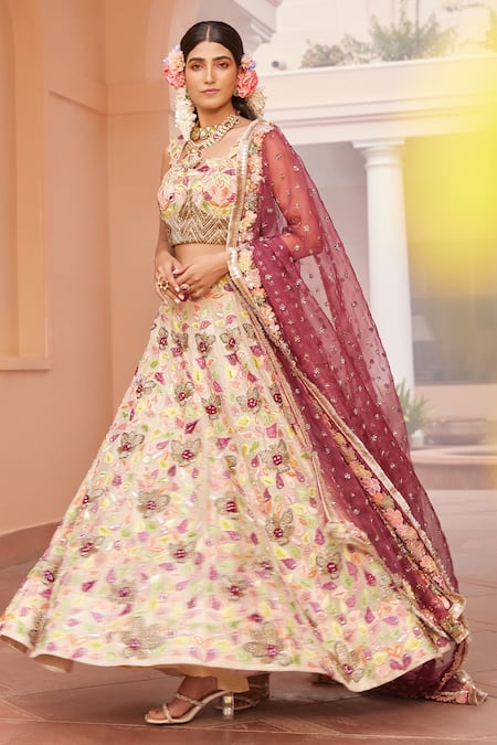 Buy Anu Pellakuru Gold Kota Doria Embroidery Square Neck Floral Cut Work Bridal Lehenga Set Online at Aza Fashions Buy_Anu Pellakuru_Gold Kota Doria Embroidery Square Neck Floral Cut Work Bridal Lehenga Set _Online_at_Aza_Fashions