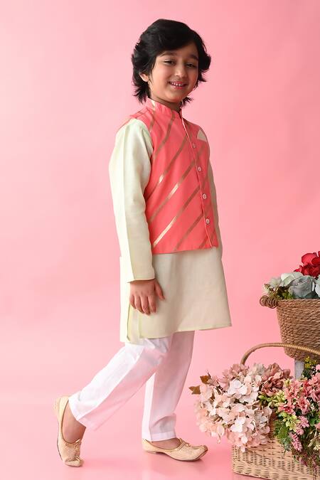 Saka Designs_Green Cotton Stripe Print Bundi And Kurta Set_Online_at_Aza_Fashions