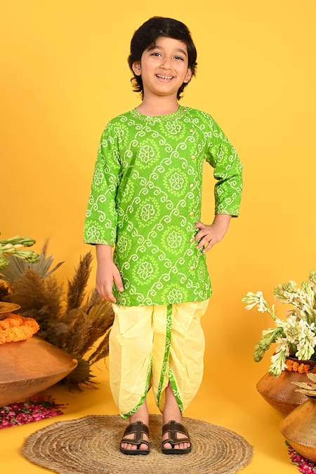 Saka Designs Green Cotton Printed Bandhani Kurta And Dhoti Pant Set  