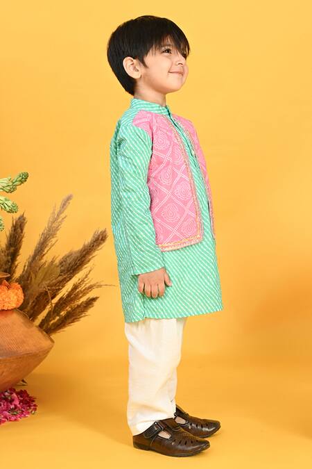 Saka Designs_Blue Cotton, Taffeta Embroidery Linear Print Kurta Set_Online_at_Aza_Fashions