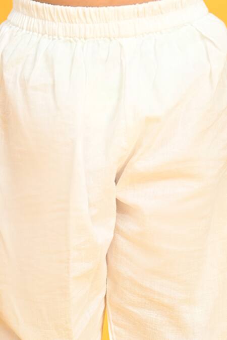 Saka Designs_Blue Cotton, Taffeta Embroidery Linear Print Kurta Set_at_Aza_Fashions