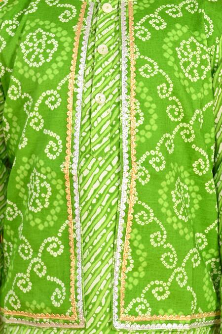 Shop Saka Designs Green Cotton Embroidery Bandhani Print Kurta And Pyjama Set Online at Aza Fashions Shop_Saka Designs_Green Cotton Embroidery Bandhani Print Kurta And Pyjama Set_Online_at_Aza_Fashions