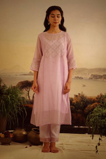 Buy_Tatwa_Purple Kurta Handloom Chanderi Embroidery Resham Round Cross Butti And Pant Set _Online_at_Aza_Fashions