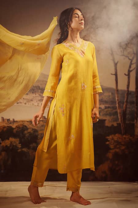 Buy_Tatwa_Yellow Handloom Cotton, Viscose, Silk Embroidery Rangoon Bail Kurta And Pant Set 