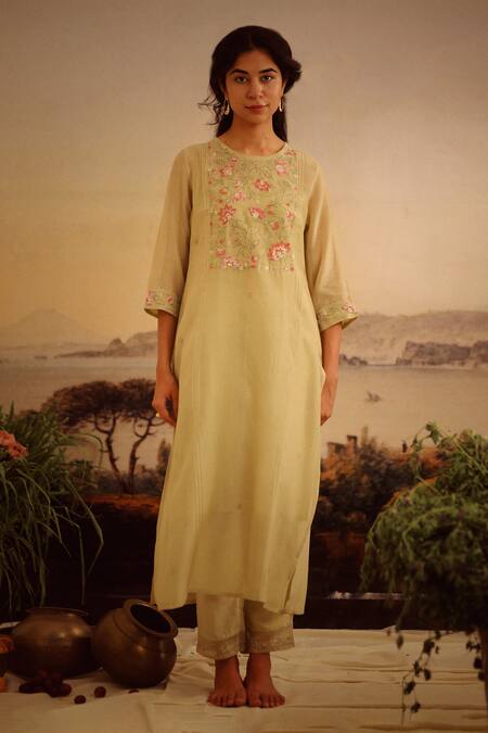 Tatwa_Green Handloom Cotton, Viscose, Silk Embroidery, Zari, Sequins Rose Kurta Set _Online_at_Aza_Fashions