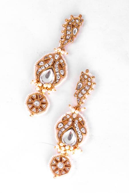 Shop Zevar King White Diamonds, Pearls, Stones Jadau Kundan Dangler Earrings at Aza Fashions Shop_Zevar King_White Diamonds, Pearls, Stones Jadau Kundan Dangler Earrings _at_Aza_Fashions