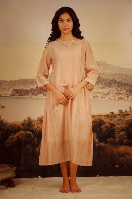 Buy_Tatwa_Brown Chanderi Sequins, Embroidery Round Neck Handloom Kurta _Online_at_Aza_Fashions