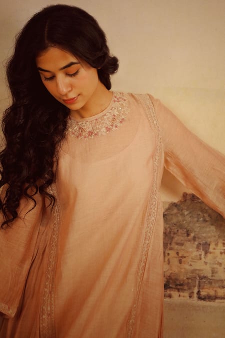 Tatwa_Brown Chanderi Sequins, Embroidery Round Neck Handloom Kurta _at_Aza_Fashions