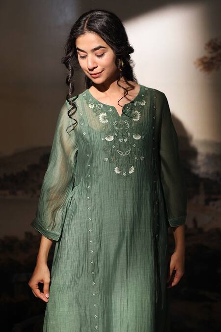 Tatwa_Green Chanderi Embroidery Split V-neck Handloom Dress _Online_at_Aza_Fashions