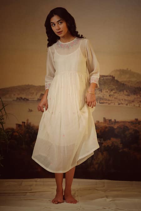 Tatwa_White Chanderi Embroidery Round Neck Handloom Floral Dress _Online_at_Aza_Fashions