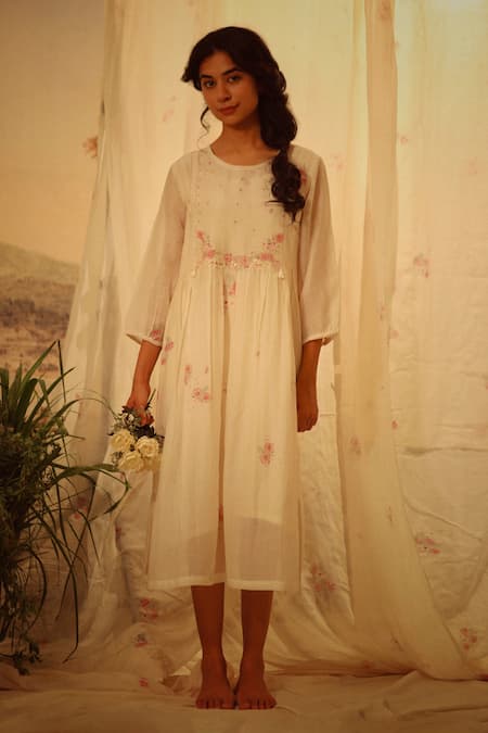 Shop_Tatwa_White Chanderi Sequins, Zari Round Neck Handloom Embroidered Dress _Online_at_Aza_Fashions