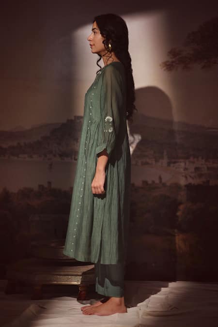 Buy_Tatwa_Green Handloom Cotton, Viscose, Silk Floral Embroidered Kurta And Pant Set _Online_at_Aza_Fashions