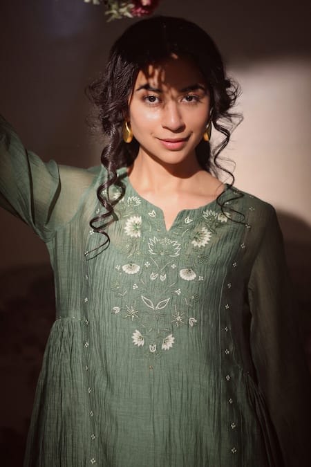 Tatwa_Green Handloom Cotton, Viscose, Silk Floral Embroidered Kurta And Pant Set _at_Aza_Fashions