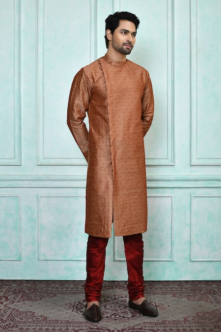 Arihant Rai Sinha Chikankari & Resham Work Kurta Set 