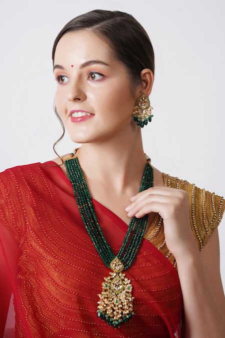 Buy Gold Plated Kundan Long Necklace Set by Chhavi's Jewels Online at Aza  Fashions.