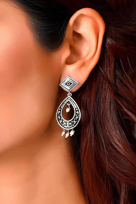 Buy Premium silver Earrings collection - Kolka Earrings by Quirksmith