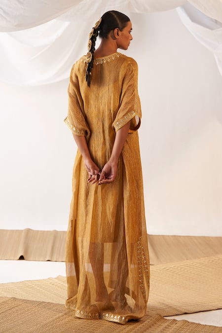 Itrh_Yellow Silk Tissue Placement Embroidery Gota Patti V Neck Kaftan _Online_at_Aza_Fashions