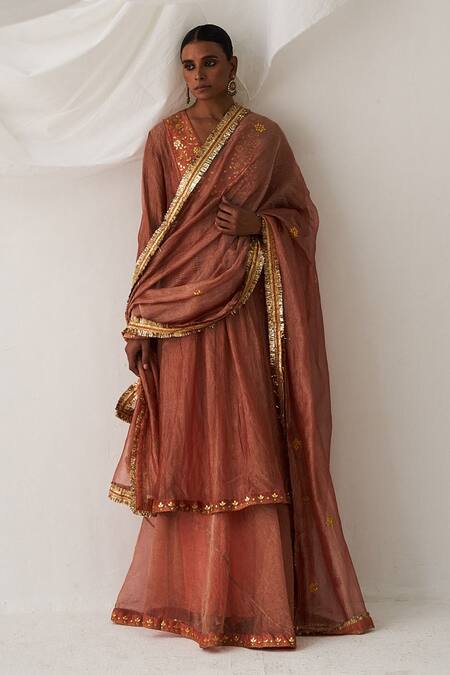 Buy_Itrh_Peach Silk, Crepe, Tissue Embroidery Placement Floral Kurta And Lehenga Set _Online_at_Aza_Fashions