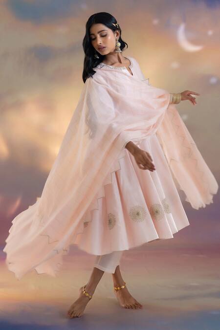 Kacha Tanka Pink Chanderi Embroidered Hand Notched Kalidaar Kurta Pant Set Online at Aza Fashions Kacha Tanka_Pink Chanderi Embroidered Hand Notched Kalidaar Kurta Pant Set _Online_at_Aza_Fashions