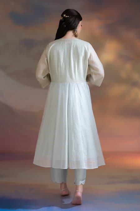 Kacha Tanka Chanderi Embroidered Jacket Pant Set 