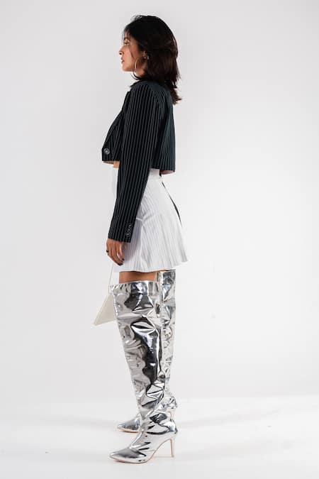 Zori World Silver Metallic Thread Emjay Zip Up Boots Online at Aza Fashions Zori World_Silver Metallic Thread Emjay Zip Up Boots _Online_at_Aza_Fashions