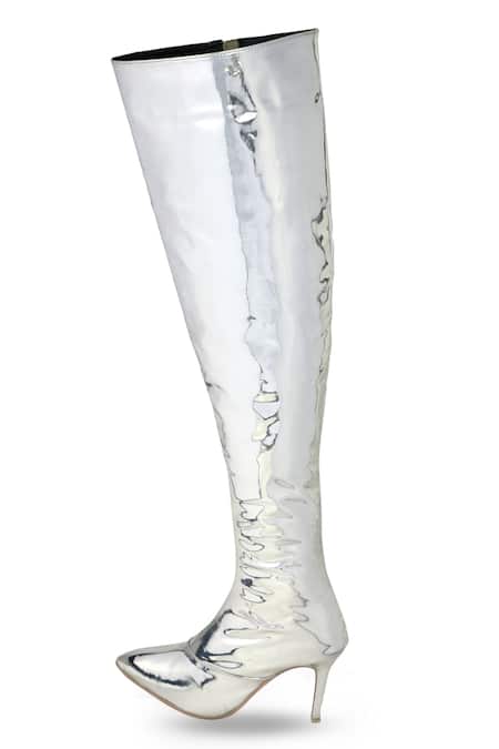 Shop Zori World Silver Metallic Thread Emjay Zip Up Boots Shop_Zori World_Silver Metallic Thread Emjay Zip Up Boots